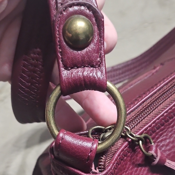 The Sak Plum Leather Shoulder Bag - Picture 14 of 16